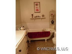 120 Crestview Drive - Photo 14