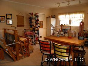 120 Crestview Drive - Photo 8
