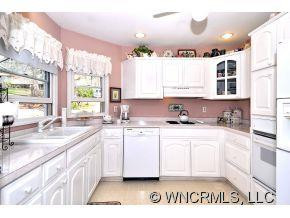 300 Crescent Drive - Photo 4
