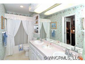 300 Crescent Drive - Photo 6