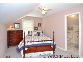 300 Crescent Drive - Photo 7
