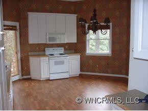 590 West Club Blvd - Photo 12