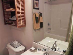 23 Catawba Street Unit B - Photo 9
