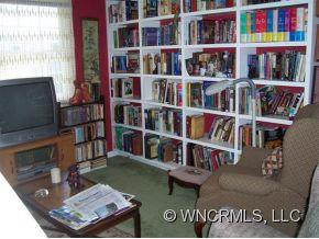 1030 Saddlebrook Drive - Photo 8