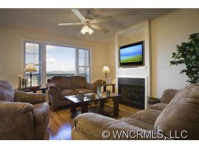 55 Rotunda Circle - Photo 2