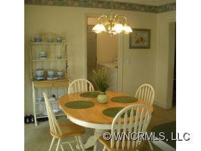123 April Lane - Photo 3