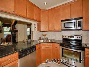 9 KENILWORTH KNOLL # 201 - Photo 3
