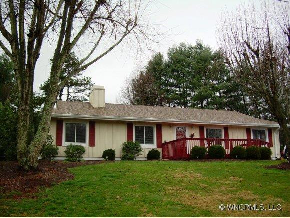 12 Fieldstone Court