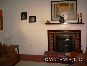 12 Fieldstone Court - Photo 2