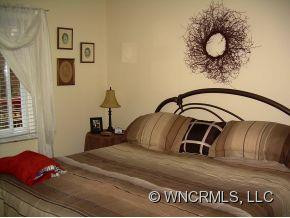 12 Fieldstone Court - Photo 4