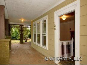 108 PENNSYLVANIA AVENUE - Photo 2