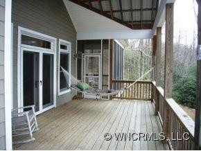 128 HICKORY NUT COVE ROAD - Photo 2