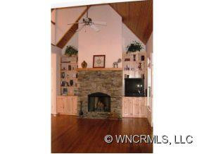 128 HICKORY NUT COVE ROAD - Photo 5