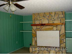 833 Fairview Road - Photo 5