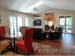 335 Melrose Avenue, Unit 107, - Photo 2