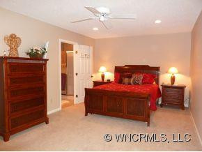 335 Melrose Avenue, Unit 107, - Photo 11