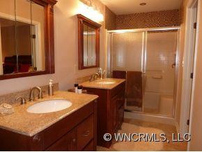 335 Melrose Avenue, Unit 107, - Photo 12