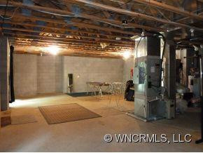 335 Melrose Avenue, Unit 107, - Photo 18