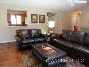 335 Melrose Avenue, Unit 107, - Photo 3