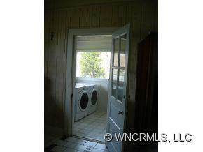 217 Richmond Ave - Photo 9
