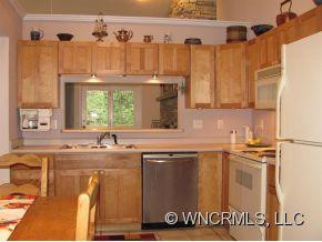 4 Unoga Court - Photo 4