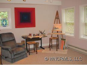 4 Unoga Court - Photo 10