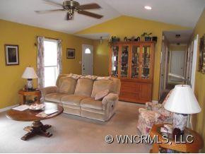 94 Regal Knolls Drive - Photo 4