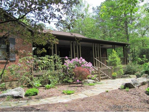 870 Kanasgowa Drive