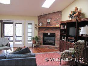 870 Kanasgowa Drive - Photo 3