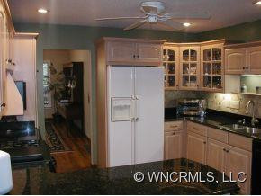 870 Kanasgowa Drive - Photo 5