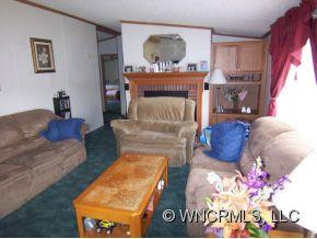 176 FIELDSTONE DRIVE - Photo 6