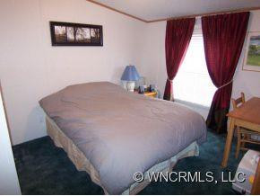 176 FIELDSTONE DRIVE - Photo 9