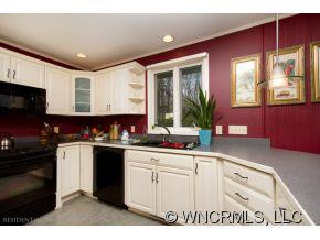 306 Turnpike Road - Photo 3
