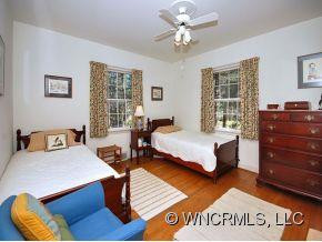 6 AMHERST ROAD - Photo 12