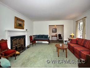 6 AMHERST ROAD - Photo 3