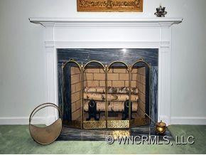6 AMHERST ROAD - Photo 4