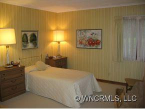 1032 Hooper Creek Road - Photo 11