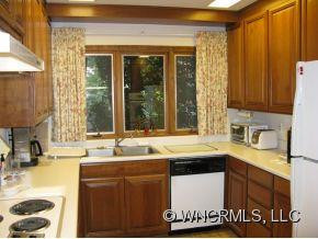 1032 Hooper Creek Road - Photo 8
