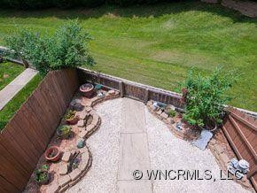 102 S. Park Lane - Photo 9