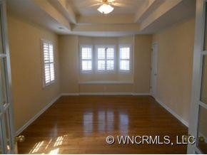 11 WESTMONT DRIVE - Photo 7
