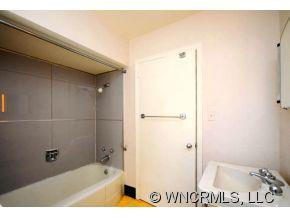 104 Stuyvesant - Photo 10