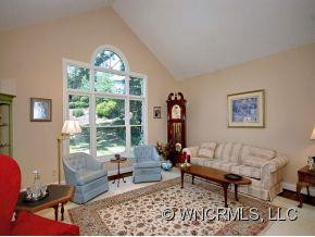 10 Valley Drive - Photo 3