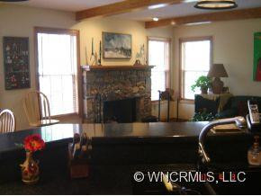 335 Viewcrest Drive - Photo 4