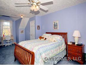 293 SUN MEADOW LANE - Photo 13