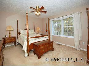 293 SUN MEADOW LANE - Photo 8