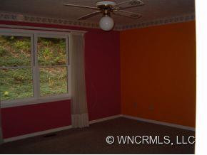 226 Haywood Knolls Drive - Photo 6