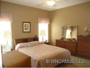 457 TOMS HILL DR - Photo 6
