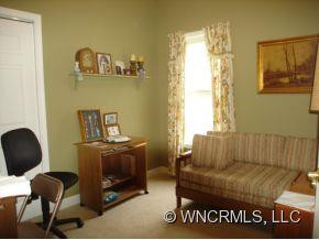 457 TOMS HILL DR - Photo 7