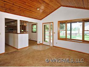 646 OAK GROVE ROAD - Photo 4