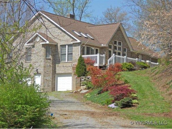 20 Cane Crest Circle